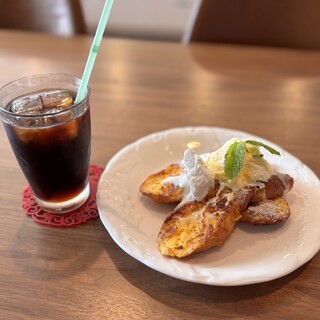 Patisserie cafe Gad_0