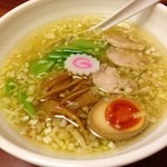 麺処若武者 本店 - 美しい「青森シャモロック塩中華」