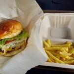 小さな RESTAURANT ＆ CAFE TAKAHASHI - Wチーズバーガー