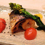 鮨 心白 - カマスの山椒焼