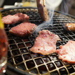 焼肉屋 かねちゃん 至粋亭 - 焼くべし焼くべし！