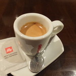 トラットリア・ピアノ - エスプレッソ　ダブル：350円(’15.03月)