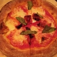 ウルフギャング・パック カフェ 愛知芸術文化センター店 - マルゲリータ スモール 1030円