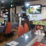 八鮮大連餃子 - 店内の様子。