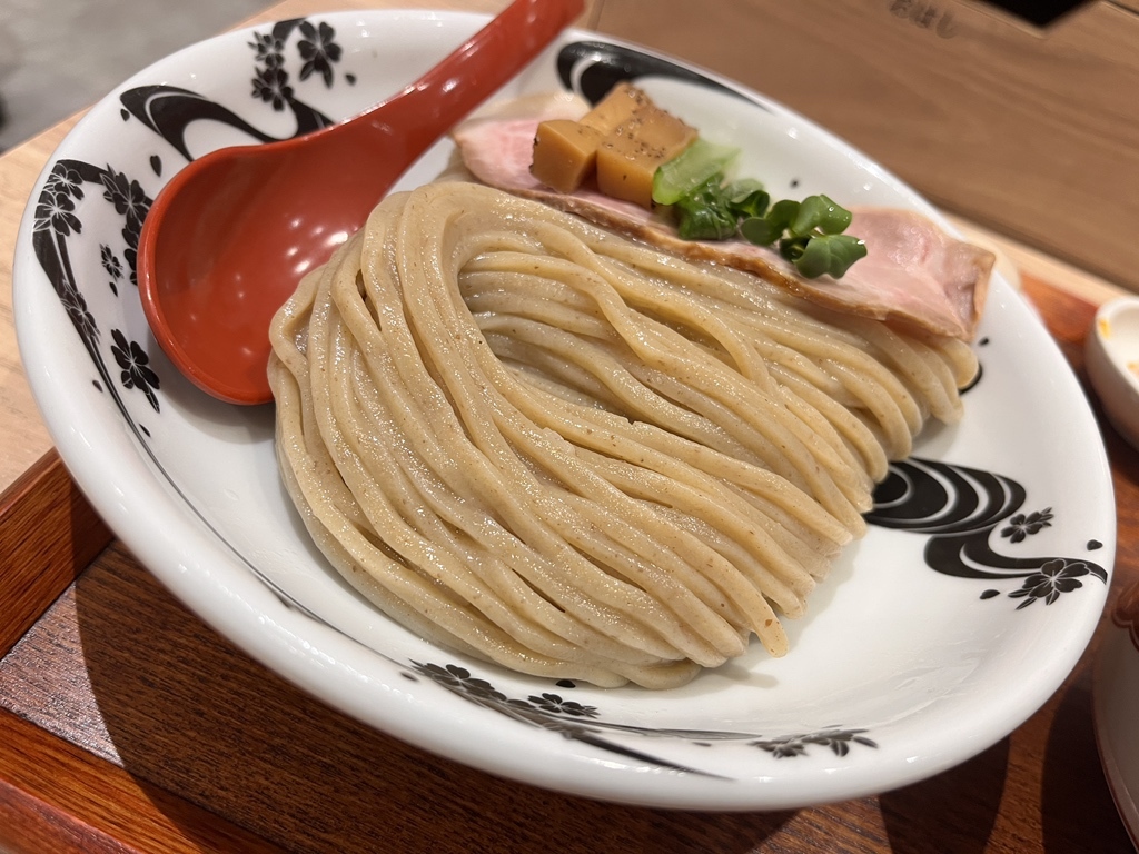 写真 : 別邸 たけ井 なんばラーメン一座店 - 難波（南海）/つけ麺