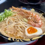 ハルピン 味噌らーめん 雷蔵 - 海老蔵大盛り（1,298円＋110円）。