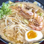 ハルピン 味噌らーめん 雷蔵 - 海老蔵大盛り（1,298円＋110円）。