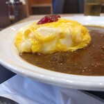 マイカリー食堂  - モーニングオムレツ欧風ビーフカレー (少なめ、0辛)