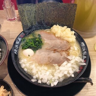 横浜家系ラーメン 有楽家_1