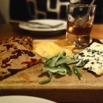 Restaurant OKADA - ［２回目］仏産チーズの盛り合わせ