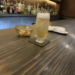 Bar 十鹿 - すっきりとした飲み口のハイボール。ゆっくり味わえる一杯です。