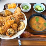 グリル華 - 料理写真:にぎわい天丼