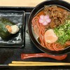 驛麺家 - 【期間限定】「赤辛うどん」@680＋「おむすび(鮭)」@200