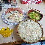 ねぼけ食堂 - ハムエッグ定食