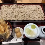 蕎匠 包丁切りそば みとう庵 - 料理写真:せいろ蕎麦と小海老天丼のセット