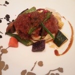 地鶏の香草焼き　エシャロットのソース