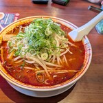 京都北白川ラーメン 魁力屋 - 料理写真:辛味噌ラーメン(辛さ3倍)。口内よりも胃の中に蓄積されて重くなる系の辛さ。