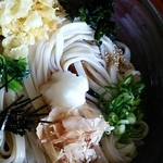 地粉うどん わだち草 - ぶっかけうどん　780円