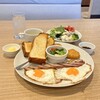 ビッグボーイ - ベーコンエッグモーニング（サラダバー・スープバー付き）(\790)