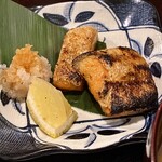 食堂 錦 - しゃけハラス（１ヶ）(+\300)