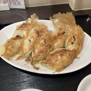 中華家庭料理 餃子兄弟_1