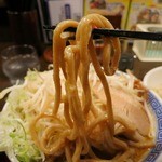 優勝軒 - 麺は超極太でワシムチ食感。