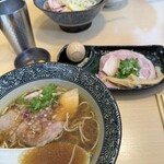 鴨と伊勢海老 中華そば 獅 - 料理写真: