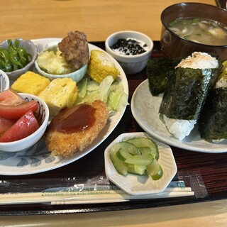 さんかく茶や_1