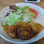 もんてきい - メイン