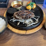 炭火ハンバーグ 肉焼き亭 - 