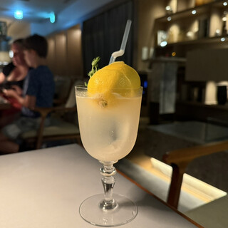 アップステアーズ_0