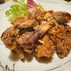蔵のむこう - 山賊焼きあまり食べるところがない骨の部分も