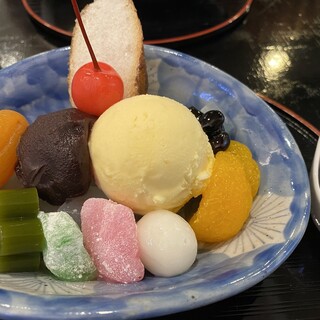 あんみつ抹茶処 雷門まとい_0