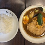 スープカレー 匙と香 - 野菜7品目 1,353円　スープの味はオリジナル　2辛　ご飯の量は普通