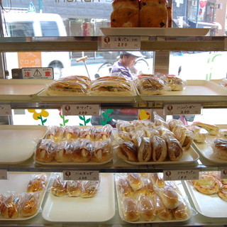 足立ベーカリー_2