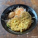 遥遥屋 - 麺は中途半端に生温く手抜きを感じます