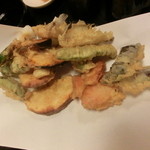 なすび - 【特定食】1200円。　まるで天麩羅盛り合わせじゃん？　これだけど天麩羅2人前以上ありますが？　一人分だよ。