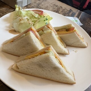 ワイズカフェ_0