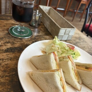 ワイズカフェ_1