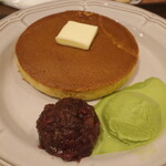 珈琲館 - 料理写真:2026.7月 北海道小豆&抹茶アイスホットケーキ