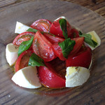 フラグランテ フラゴラ - 湘南トマトと宮崎トマトのカプレーゼ