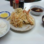 天ぷら定食ふじしま - えび天つき天ぷら定食・にんじん追加