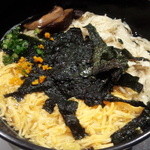 Mangetsu No Okonomiyaki - 薬味のっけた（画質よくなった）