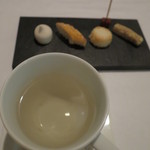 オステリア・エノテカ・ダ・サスィーノ - 自家製ミントティー