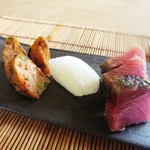 にっぽん料理 野々菜 - かつおの炙り　桜海老のさつま揚げ