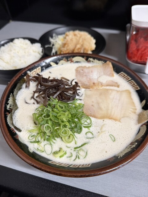 栗ちゃん （くりちゃん） - スペースワールド/ラーメン | 食べログ