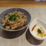 鶏めしと肉うどん とみ - 
