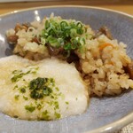 鶏めしと肉うどん とみ - 