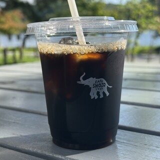 ショウゾウ シラカワ 水辺のコーヒー_1