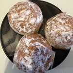 TASTE OF SHIBATA - ◉左上　抹茶　　右上　塩キャラメル　　下　バニラ